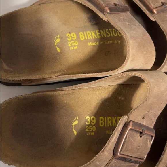 Birkenstocks size 39 - Picture 2 of 3